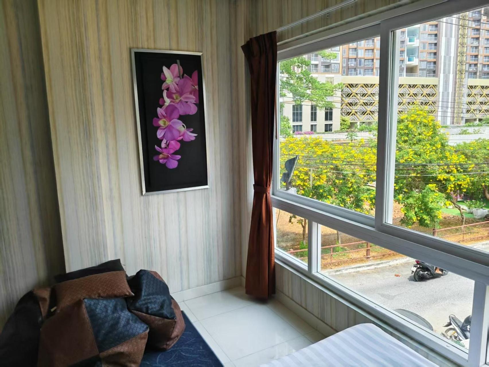 Sun Sky Resort Near Beach Jomtien Beach Exterior foto
