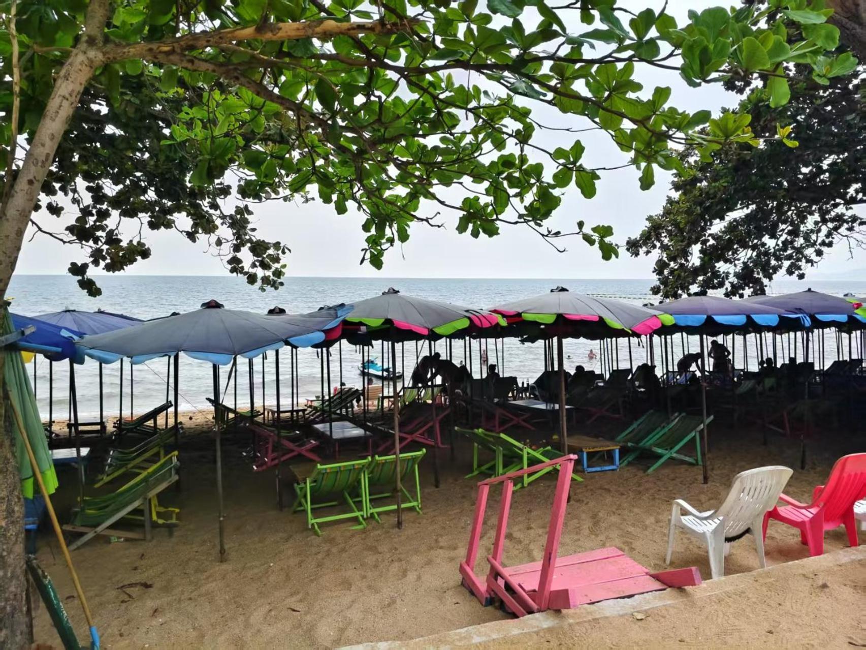 Sun Sky Resort Near Beach Jomtien Beach Exterior foto