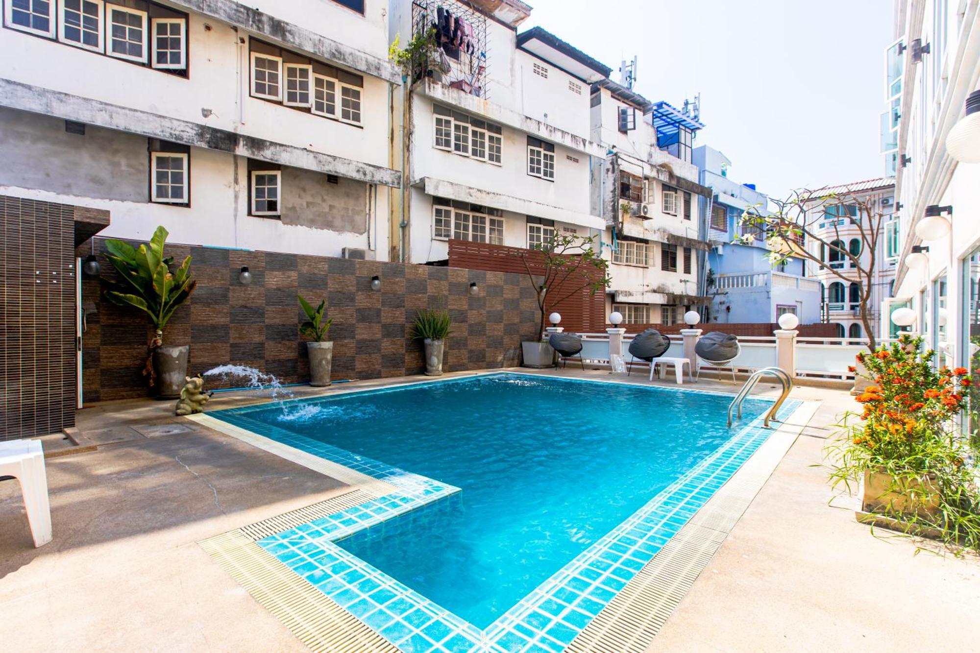 Sun Sky Resort Near Beach Jomtien Beach Exterior foto